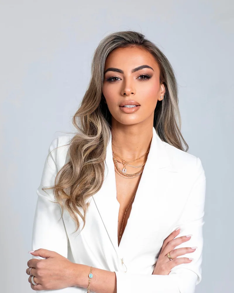 Portrait of creator Imane Oubou